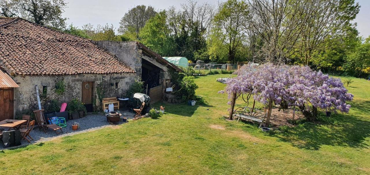 Bed and Breakfast Wisteria House à Chanteloup  Extérieur photo